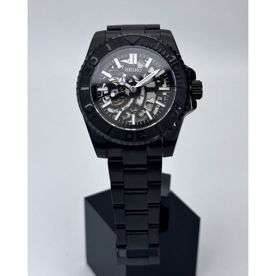 Custom Seiko Mod • Black Skeleton Submariner • 40mm